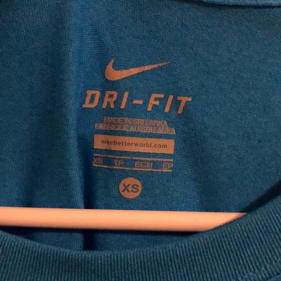 Nike long sleeve - Picture 2 of 4